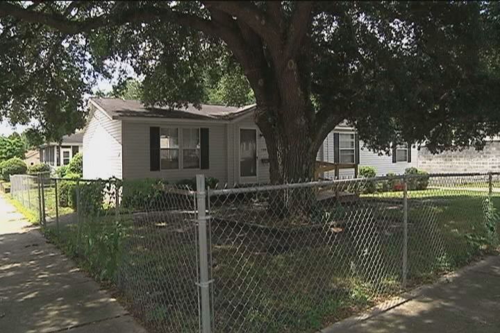 Halfway House For Sex Offenders In Residential Area Raises Concerns