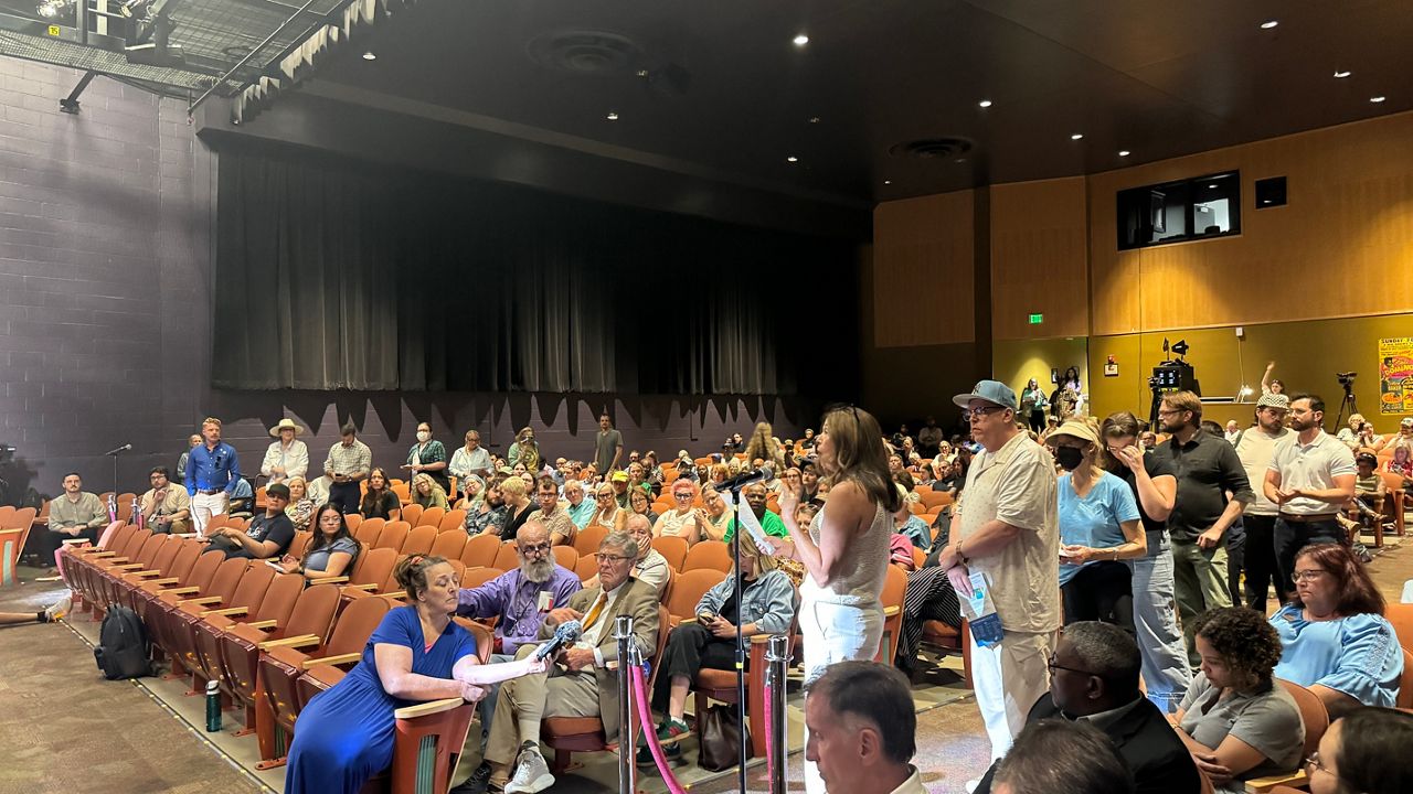 Lexington residents push for stronger limits on data centers