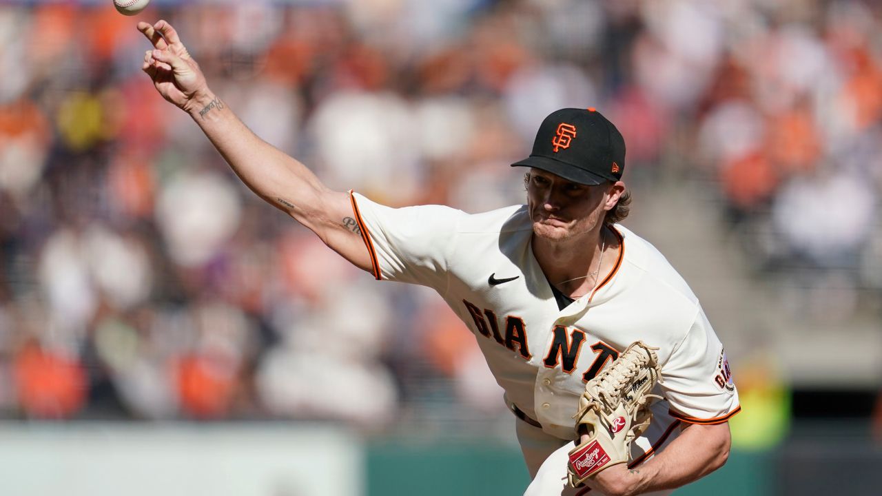 San Francisco Giants' Shelby Miller pitches against the Arizona Diamondbacks during the seventh inning of a baseball game in San Francisco, Oct. 2, 2022. (AP Photo/Jeff Chiu, File)