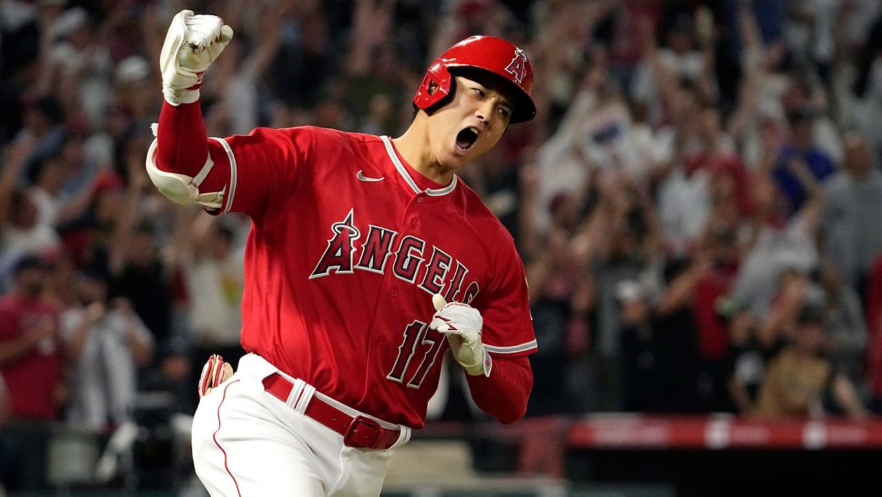 Angels beat Yankees 4-3 in 10 innings