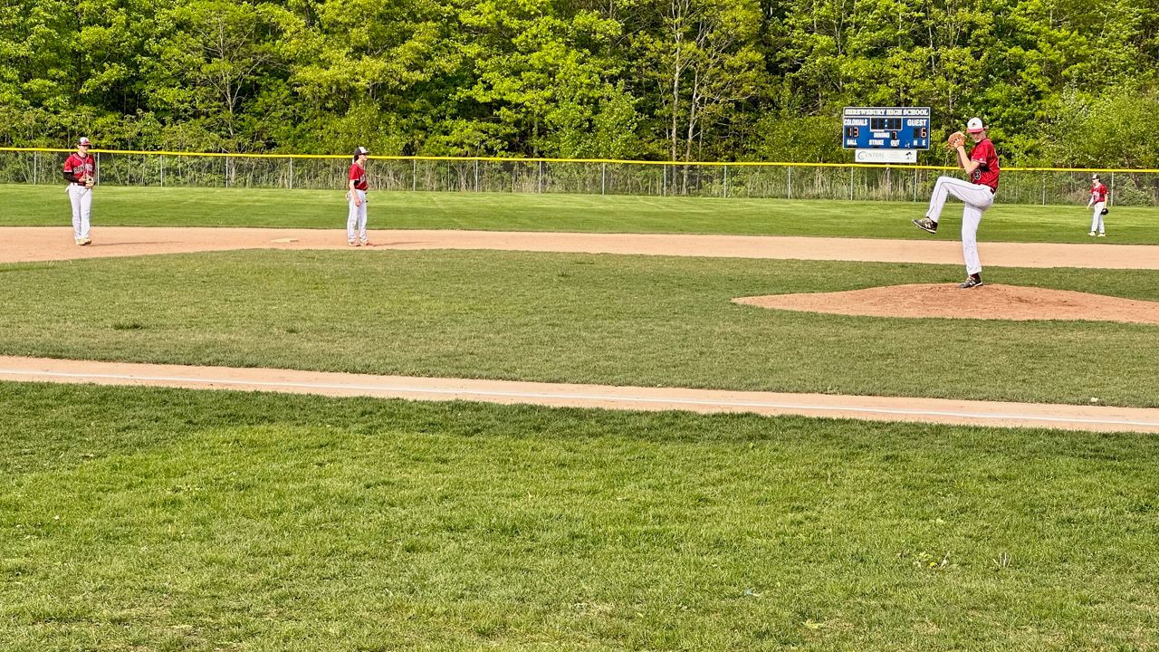 Shrewsbury and Westborough split doubleheader