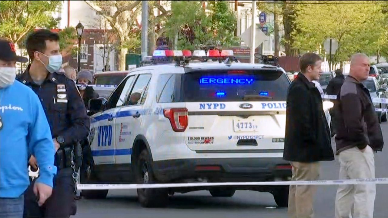 NYPD Two People Shot and Killed on Staten Island