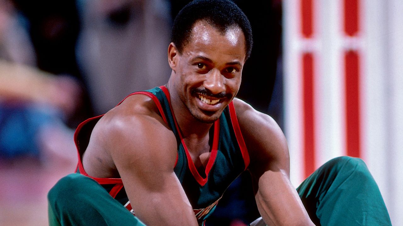 Bucks' Sidney Moncrief: Past and Present