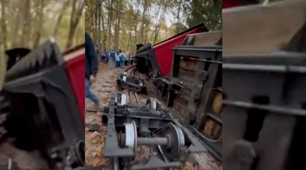 Train at Silver Dollar City derails, injuring 7 people (Facebook: Gary Eldridge)