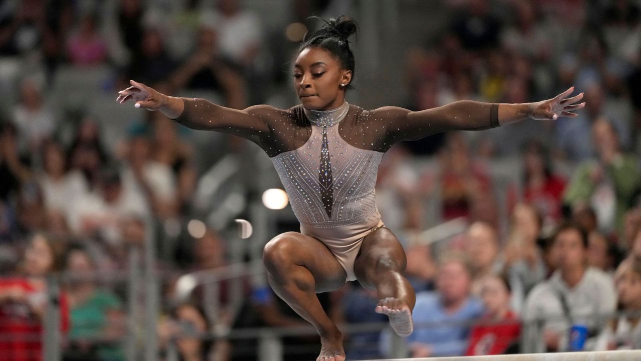 Simone Biles cruises to 9th national title