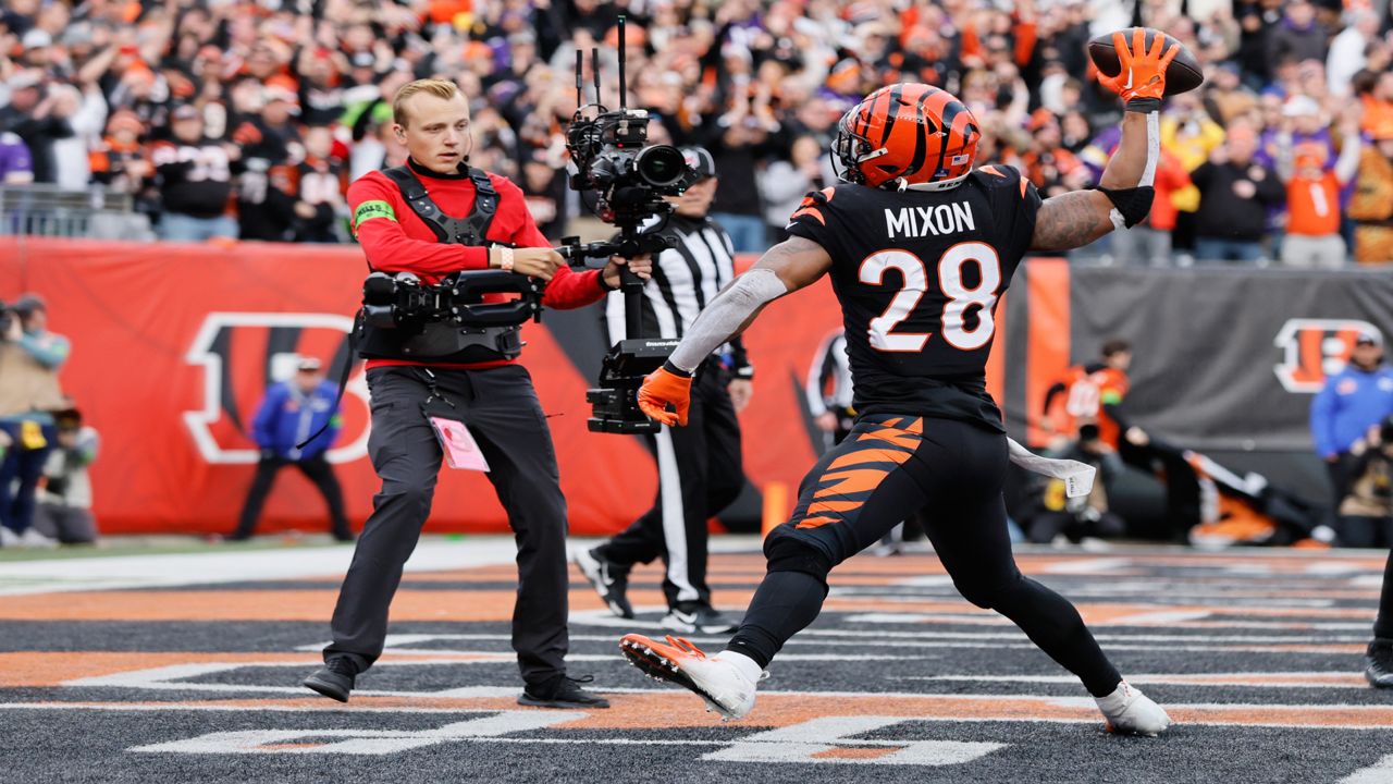 Cincinnati Bengals running back Joe Mixon (28) celebrates his rushing touchdown against the Minnesota Vikings during the second half of an NFL football game Saturday, Dec. 16, 2023, in Cincinnati.