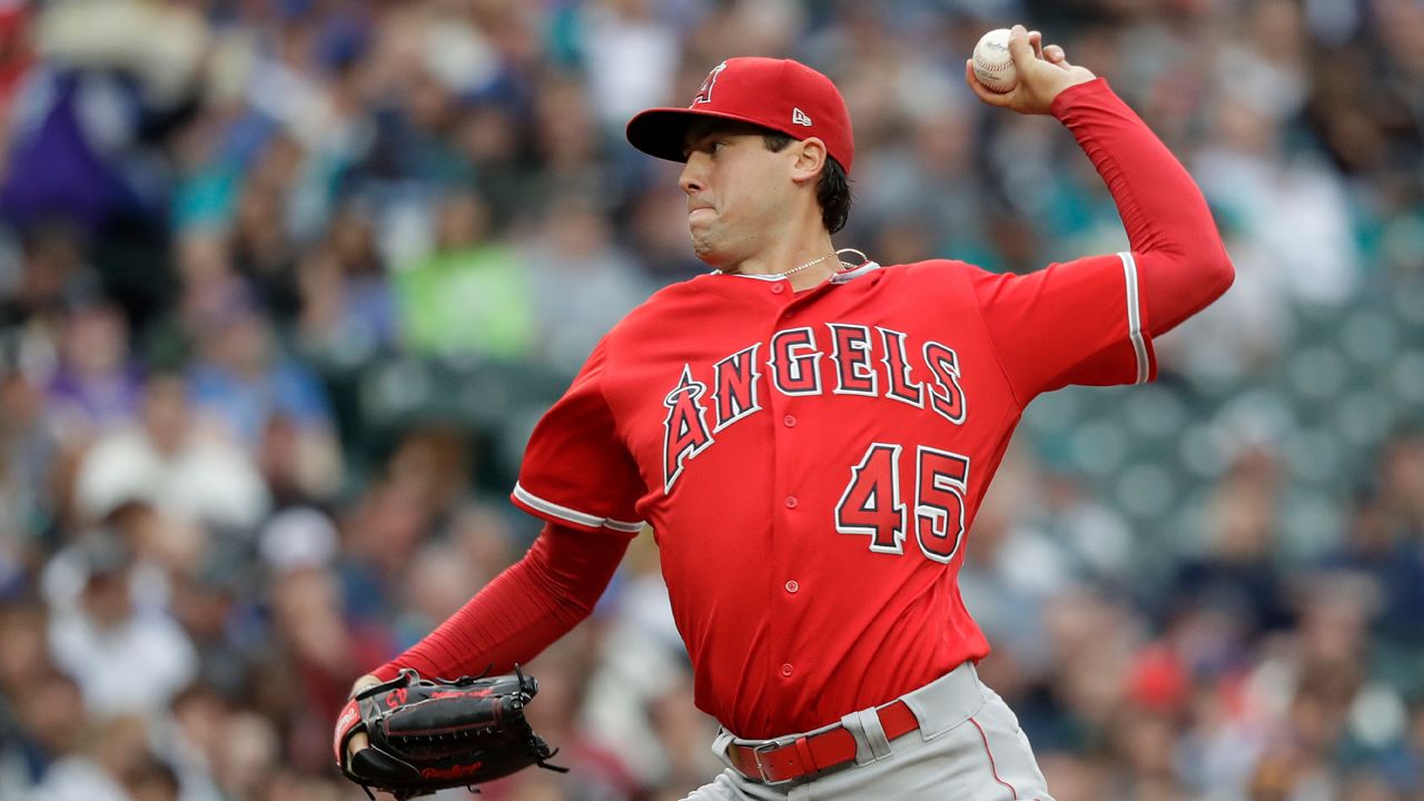 Los Angeles Angels starting pitcher Tyler Skaggs in action against the Seattle Mariners in baseball game Saturday, May 5, 2018, in Seattle. (AP Photo/Elaine Thompson)