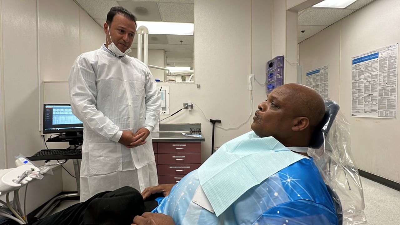 Dental clinic on Skid Row gives care to homeless community