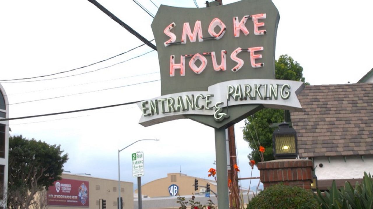 The smokehouse deals restaurant