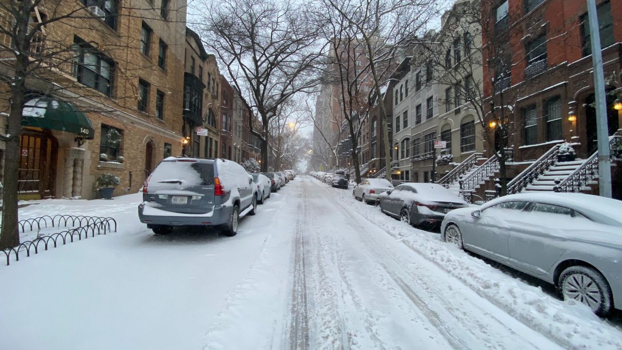 Winter storm brings snow and heavy winds to NYC