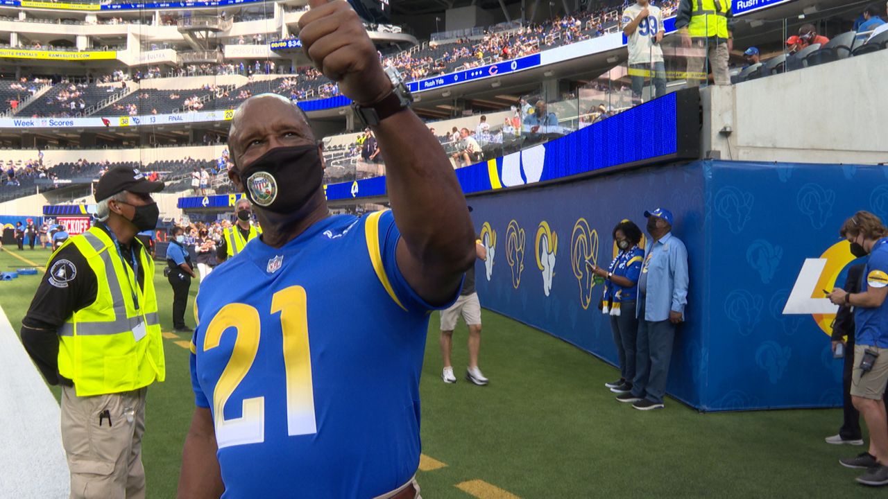 Rams introduce new uniforms ahead of start of SoFi Stadium era