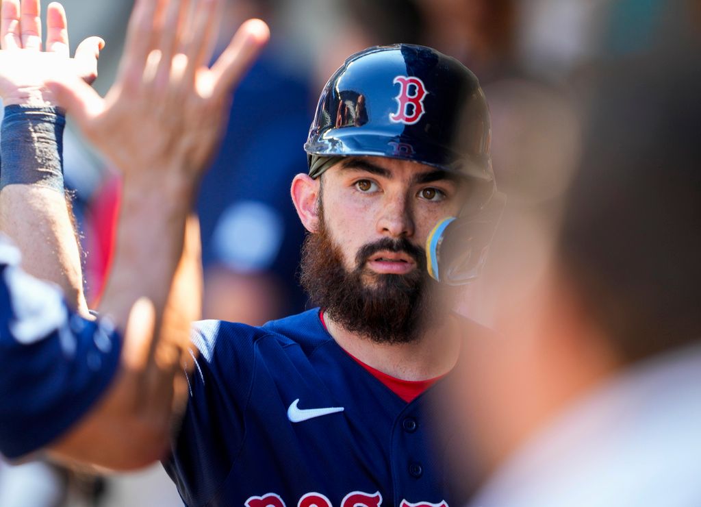 Red Sox host the Blue Jays, try to extend home win streak