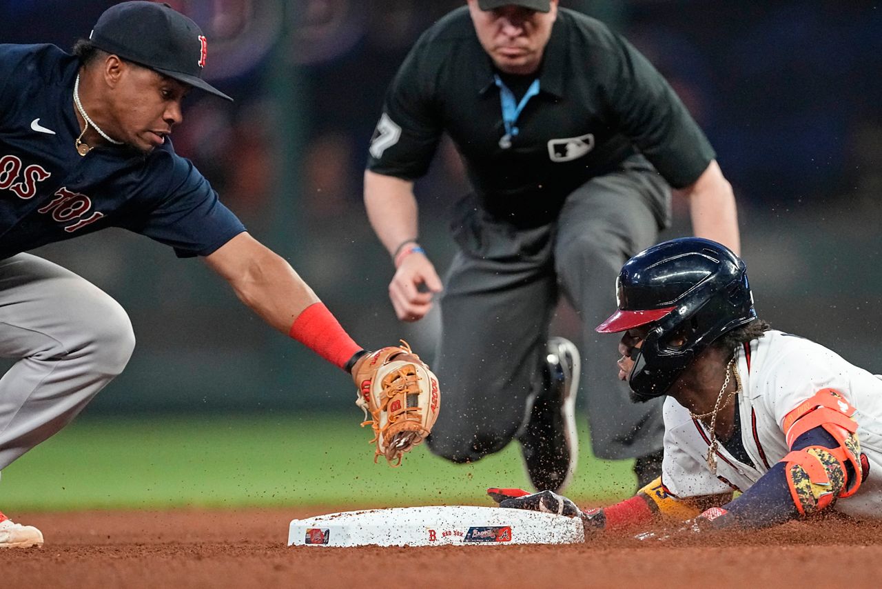 Braves' bullpen game starts well but ends with loss to Red Sox