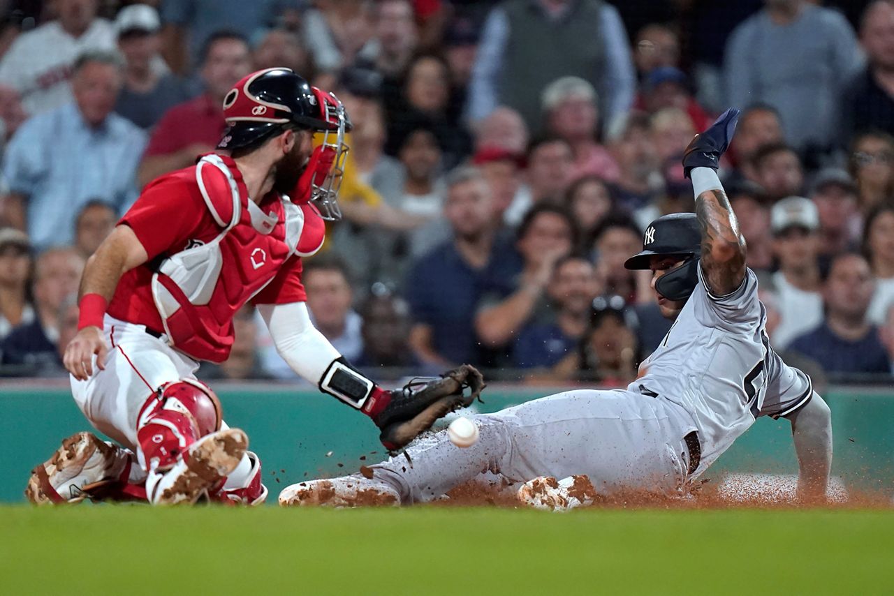 Devers hits 2 HR; Red Sox to host Yanks in AL wild-card game
