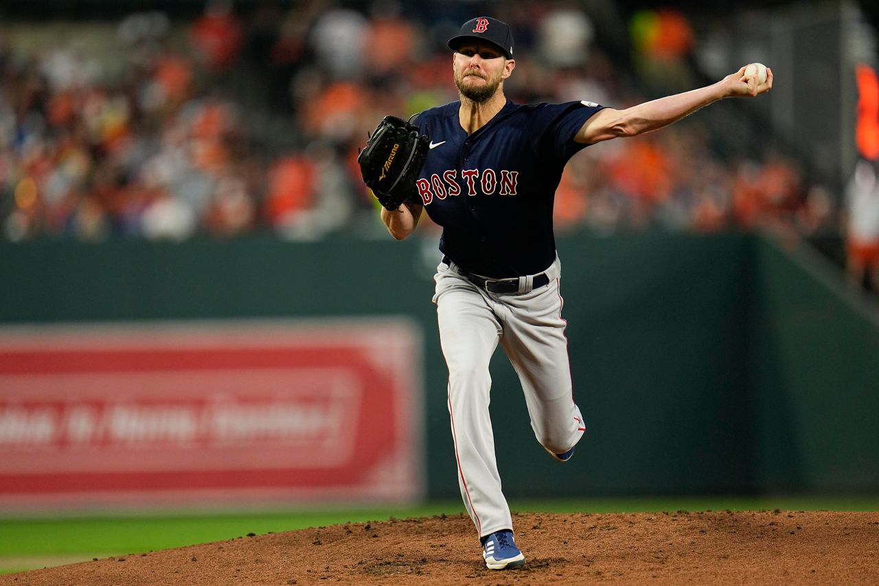 Sale loses 4-run lead, Red Sox fall to Orioles