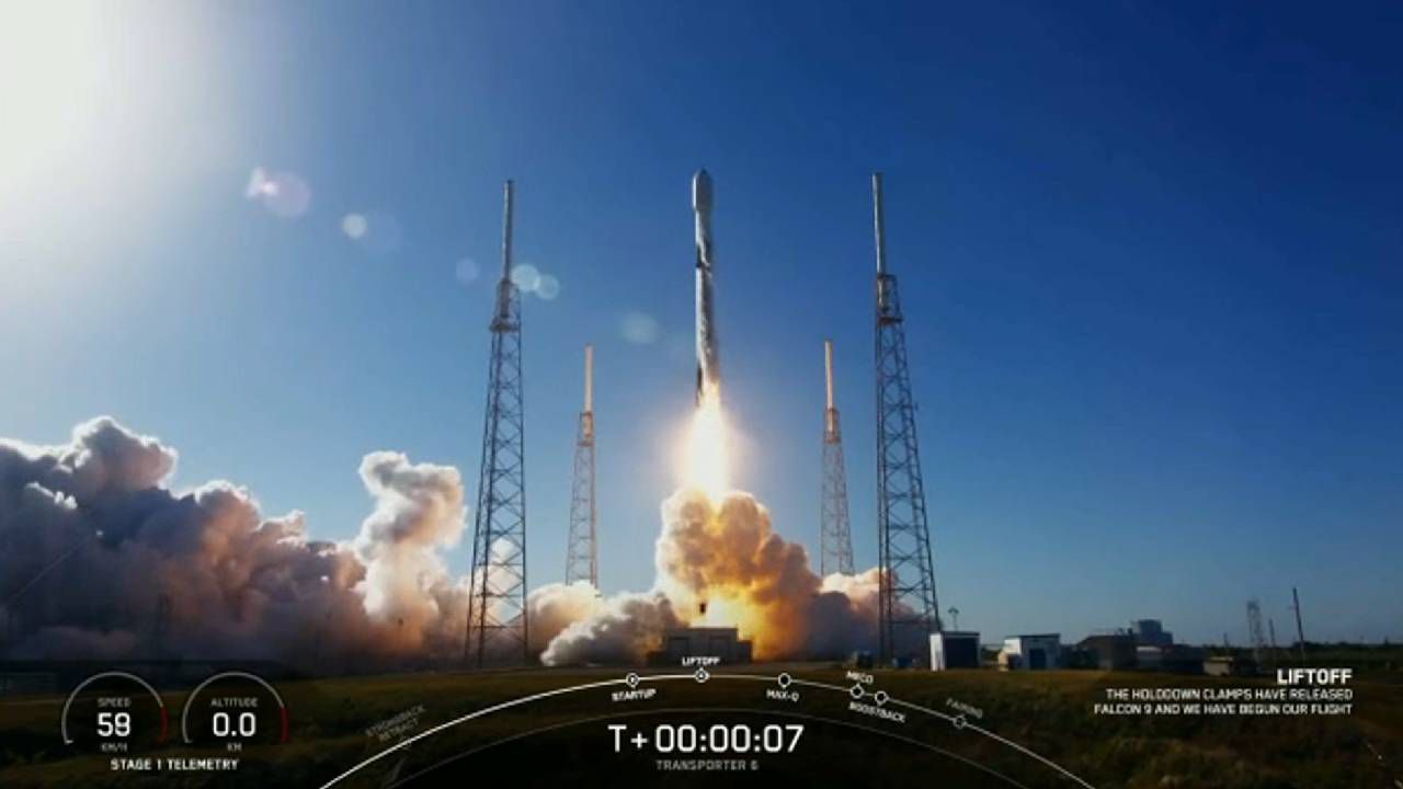 SpaceX launches first rocket of 2025