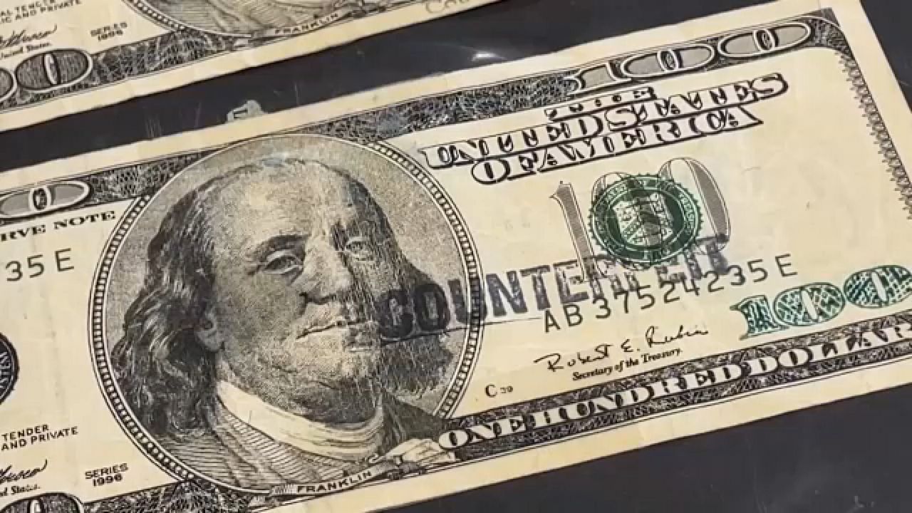 Counterfeit money on the rise around the holidays
