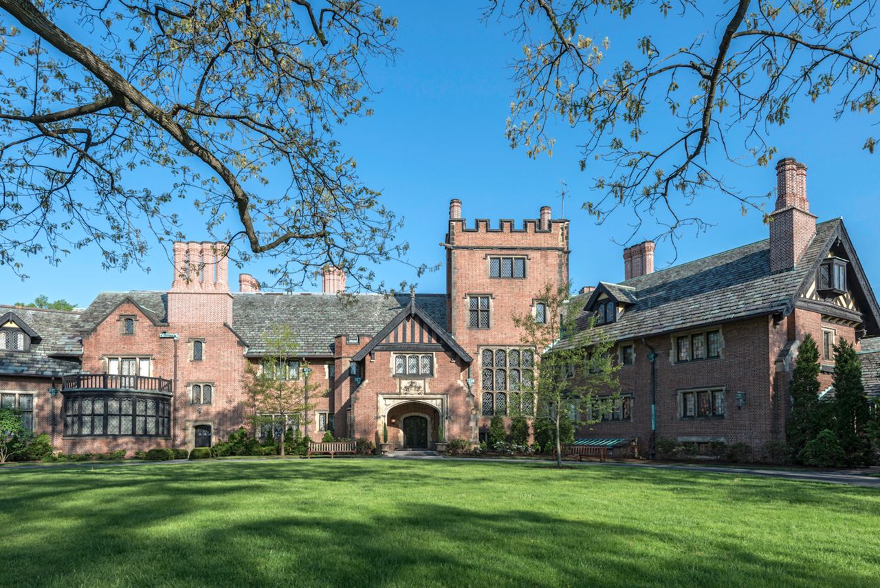 Antiques Roadshow coming to Akron’s Stan Hywet Hall