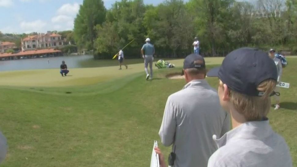 Young Golf Fan Gets Unique Perspective of Dell Match Play
