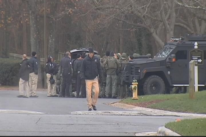 Suspects in Armed Robbery Arrested After Standoff at Apartment Complex