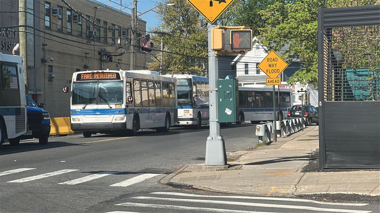 Staten Island bus