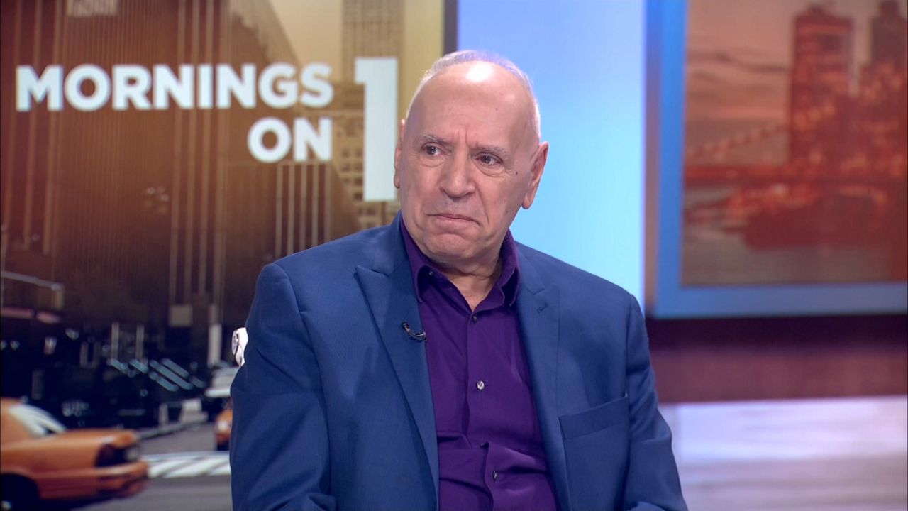 Columnist says Russian Tea Room has fallen on hard times