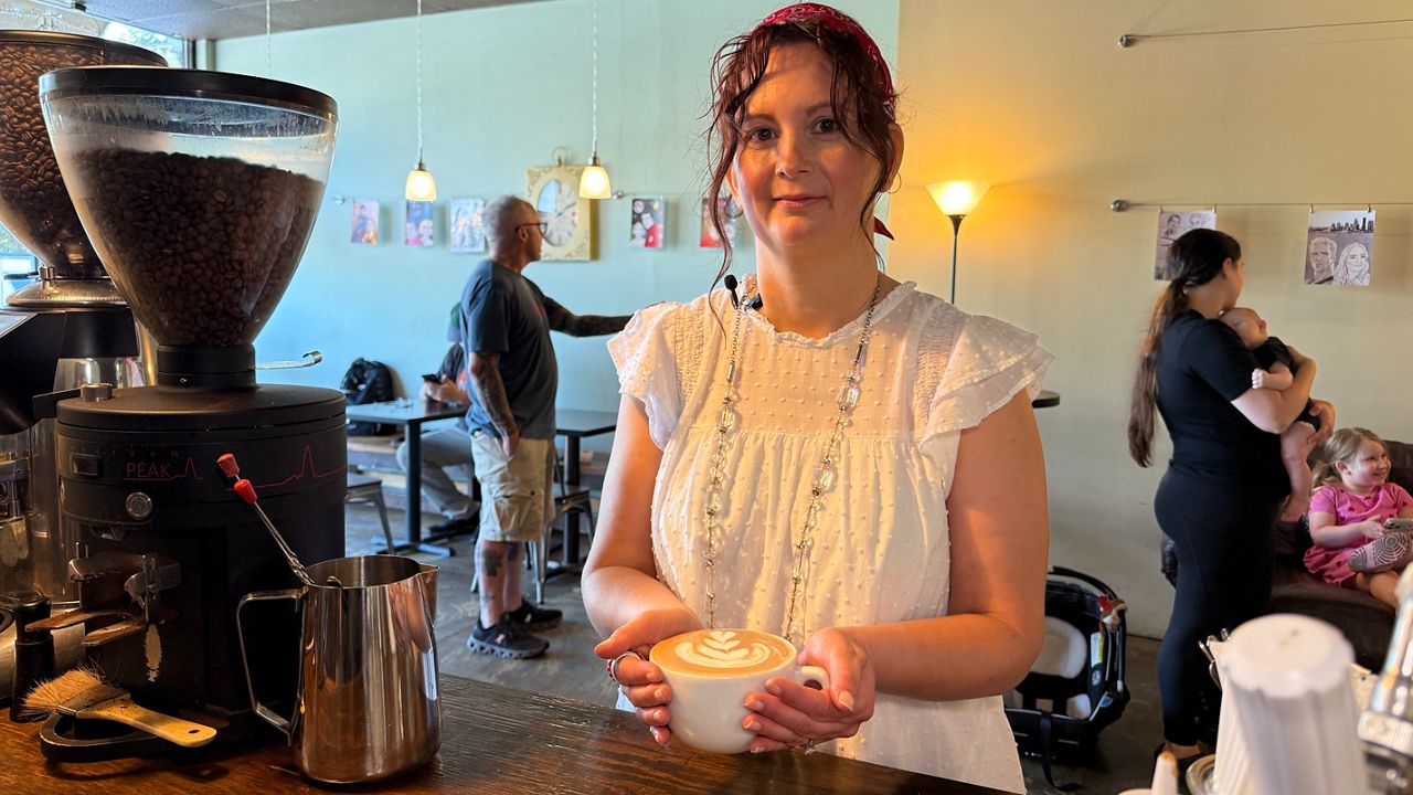 Louisville coffee shop helps homeless amid dangerous heat