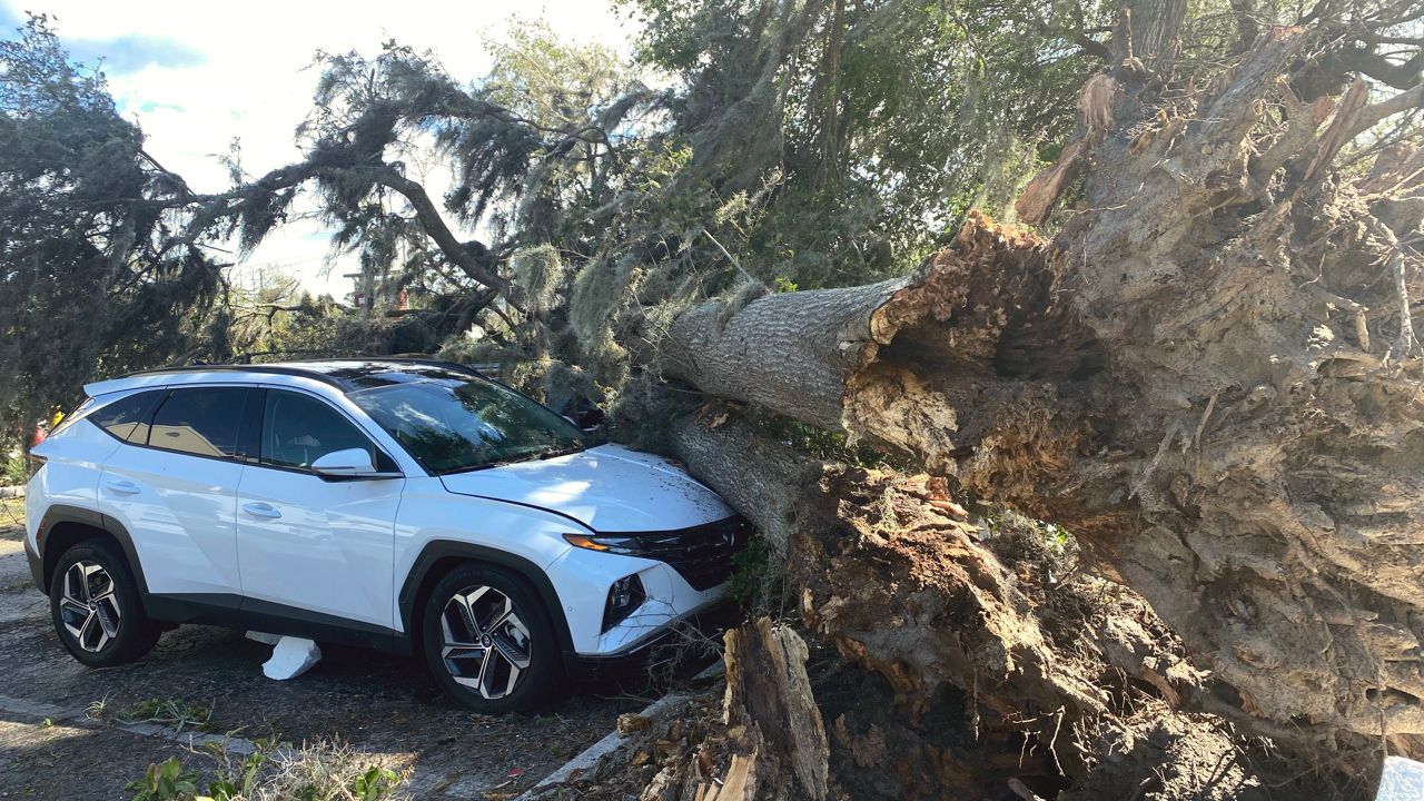 Damage left behind by the EF-1 Tornado in Ocala on Saturday. (Picture courtesy, Matt Fernandez, Spectrum News 13)