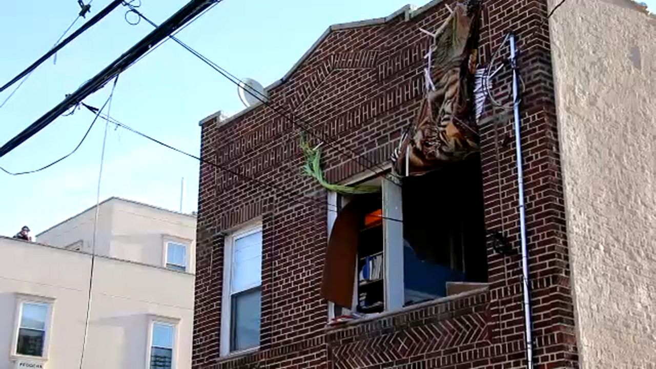 Officials 4 hurt after gas explosion at Brooklyn building