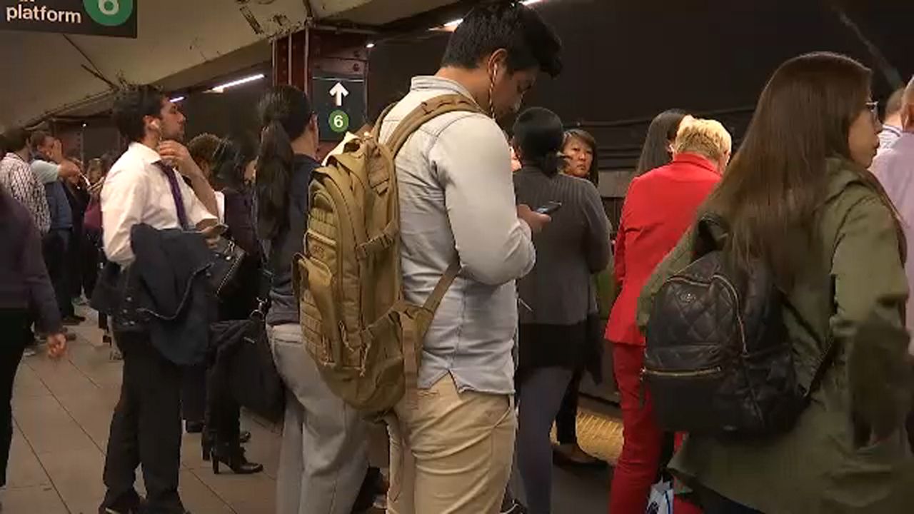 mta-september-weekday-subway-delays-lowest-since-2015