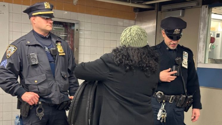 groups-push-back-against-gov-hochul-s-subway-safety-plan