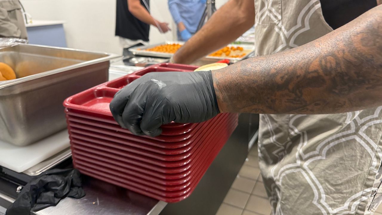Kentucky groups work to fill summer meal gap for children