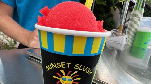 Sunset Slush owner says new ordinance for street vendors is a positive step (Spectrum News 1/Rose Eiklor)