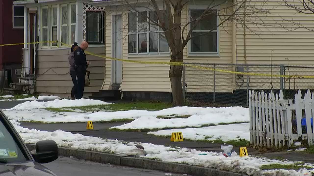 Police investigate on the 700 block of Park Avenue in Syracuse.