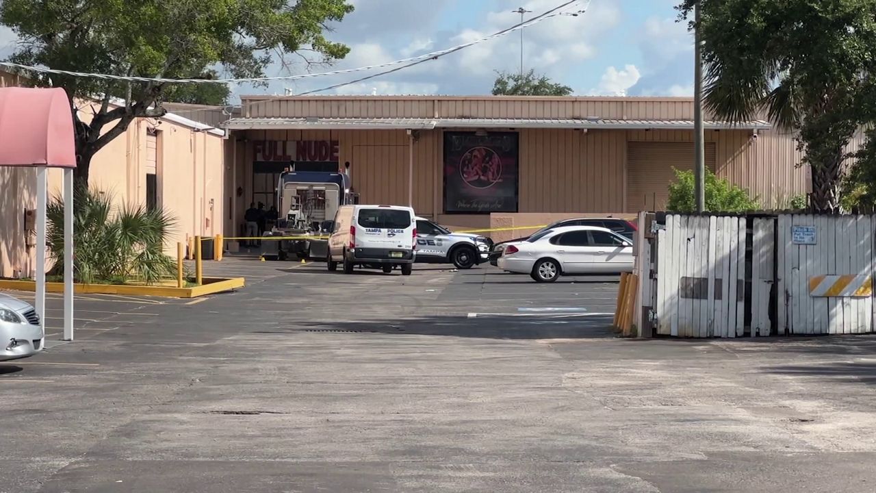 1 dead and 2 injured after semi-trailer hits strip club in Tampa