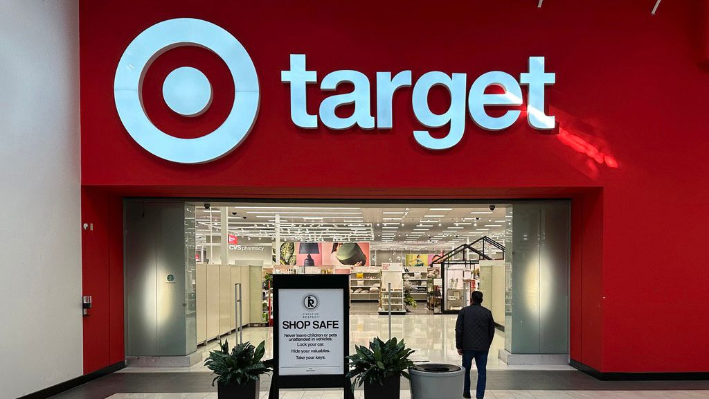 Target plants to hire 100,000 seasonal workers this 2024 holiday season