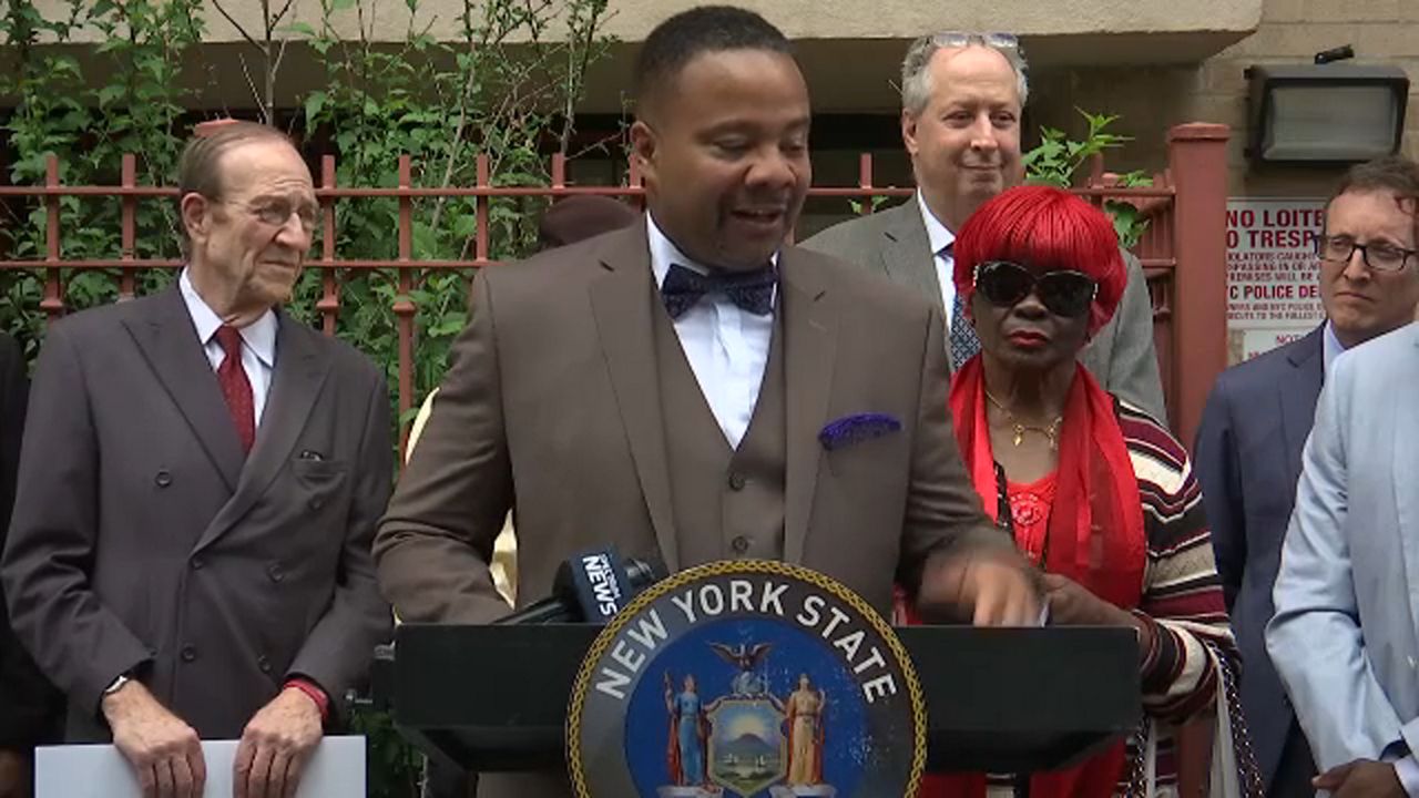 State Sen. Jesse Hamilton hands over funds to tenant advocacy groups