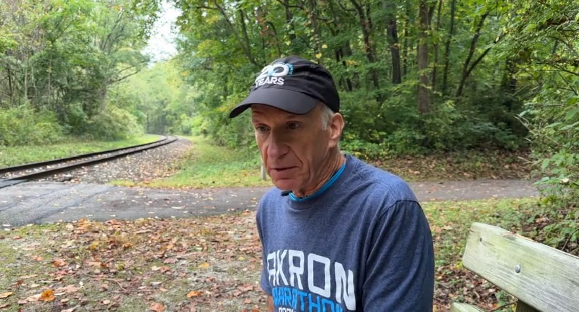 72yearold runner leads relay team in 2024 Akron Marathon