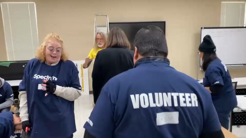 San Antonio woman explains importance of volunteering