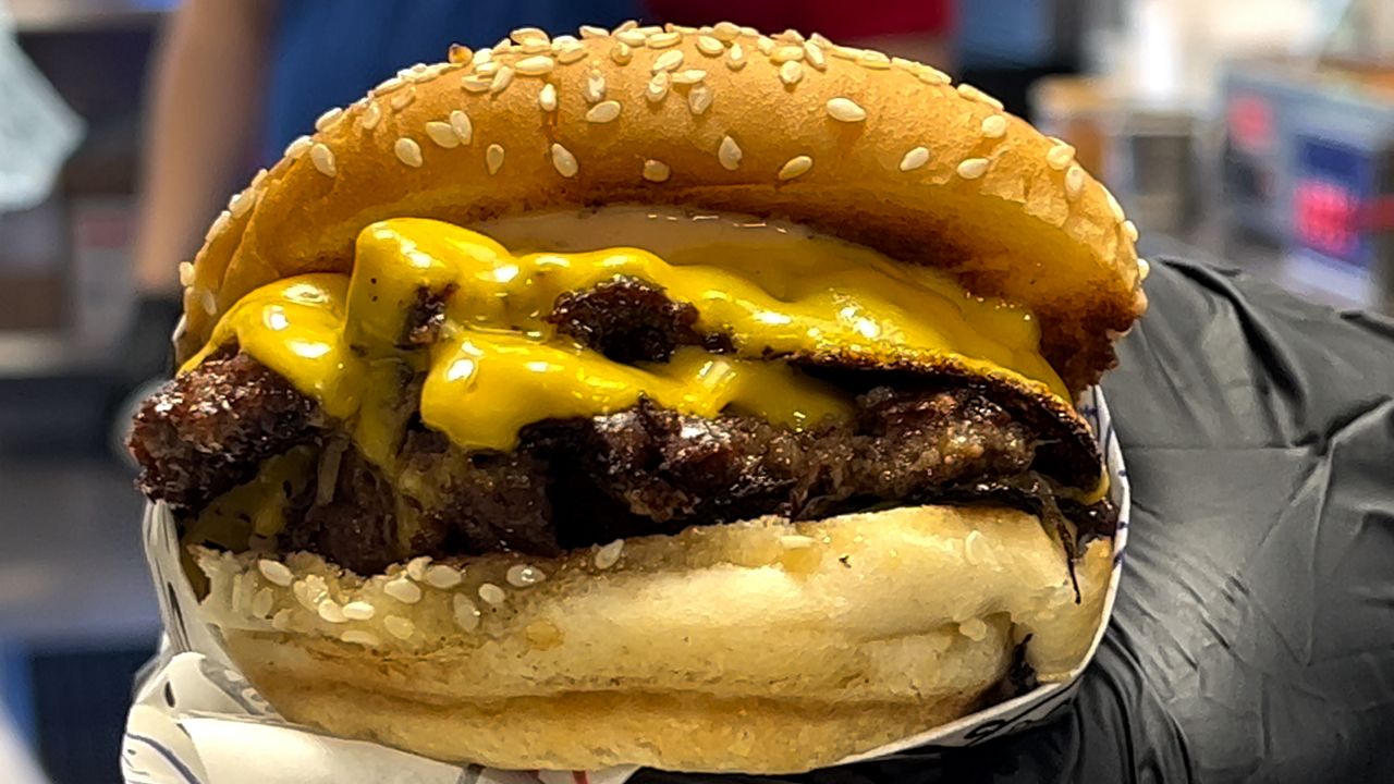 Hamburgs Juicy Burger Bar kommer att stänga sina dörrar