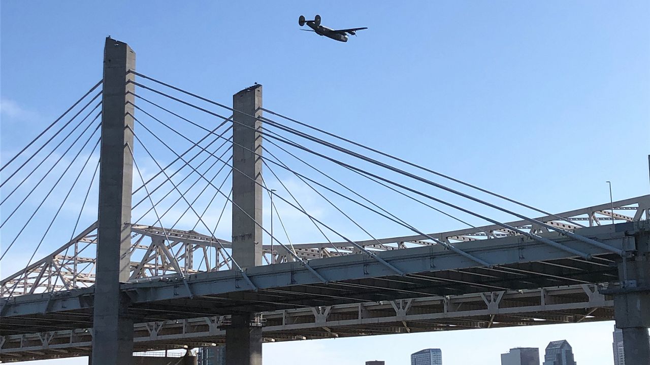 The Thunder Over Louisville air show made its soaring return to normalcy this year (Spectrum News 1/Eileen Street)