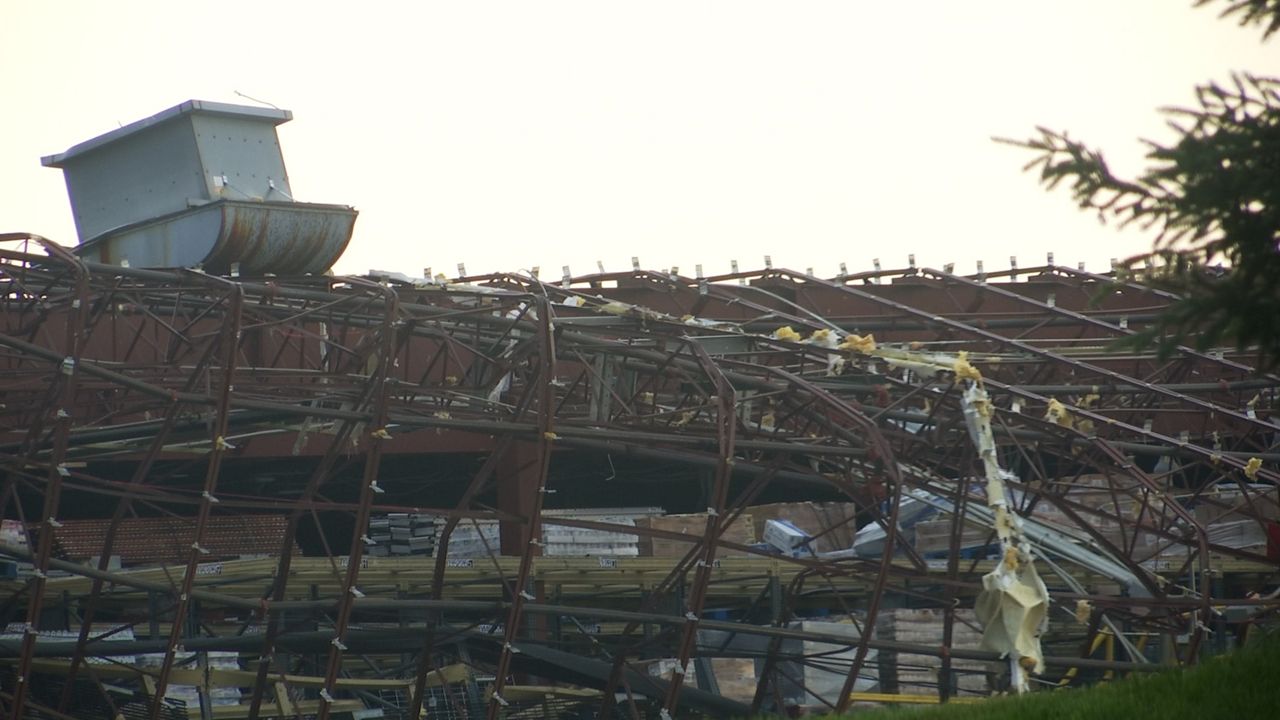 Cleanup begins in neighborhood after Tipp City tornado OCNW