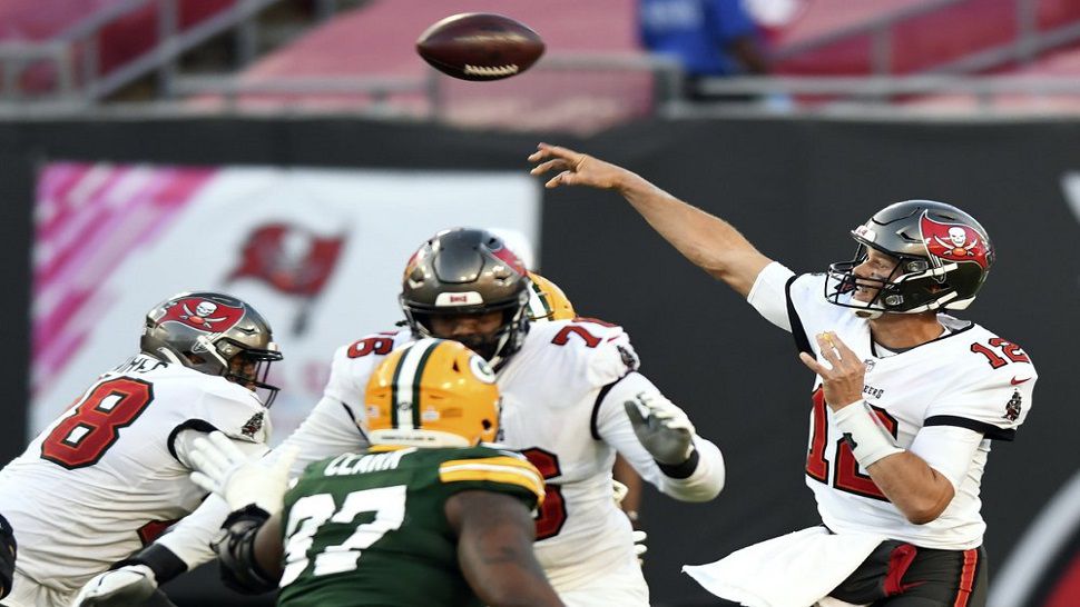 Tom Brady into his 10th Super Bowl as Buccaneers beat Packers, NFL