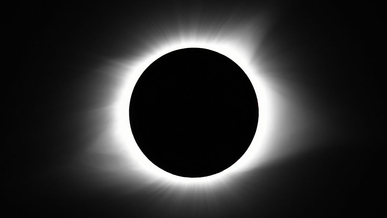 Health professionals offer eclipse viewing safety tips