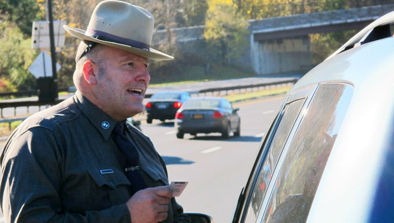 reflective vest police