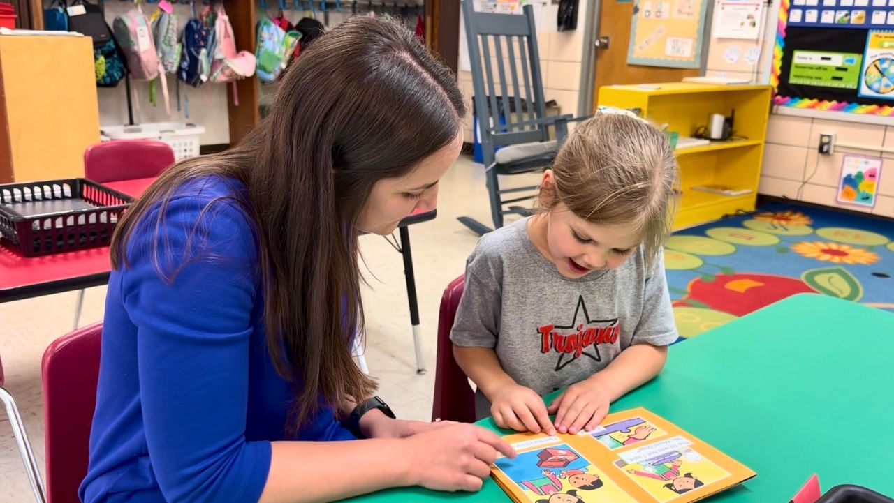 Ohio school district uses unique training to close literacy gaps