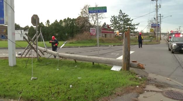 Tractor Trailer Driver Takes Off After Crashing Into Utility Pole in ...