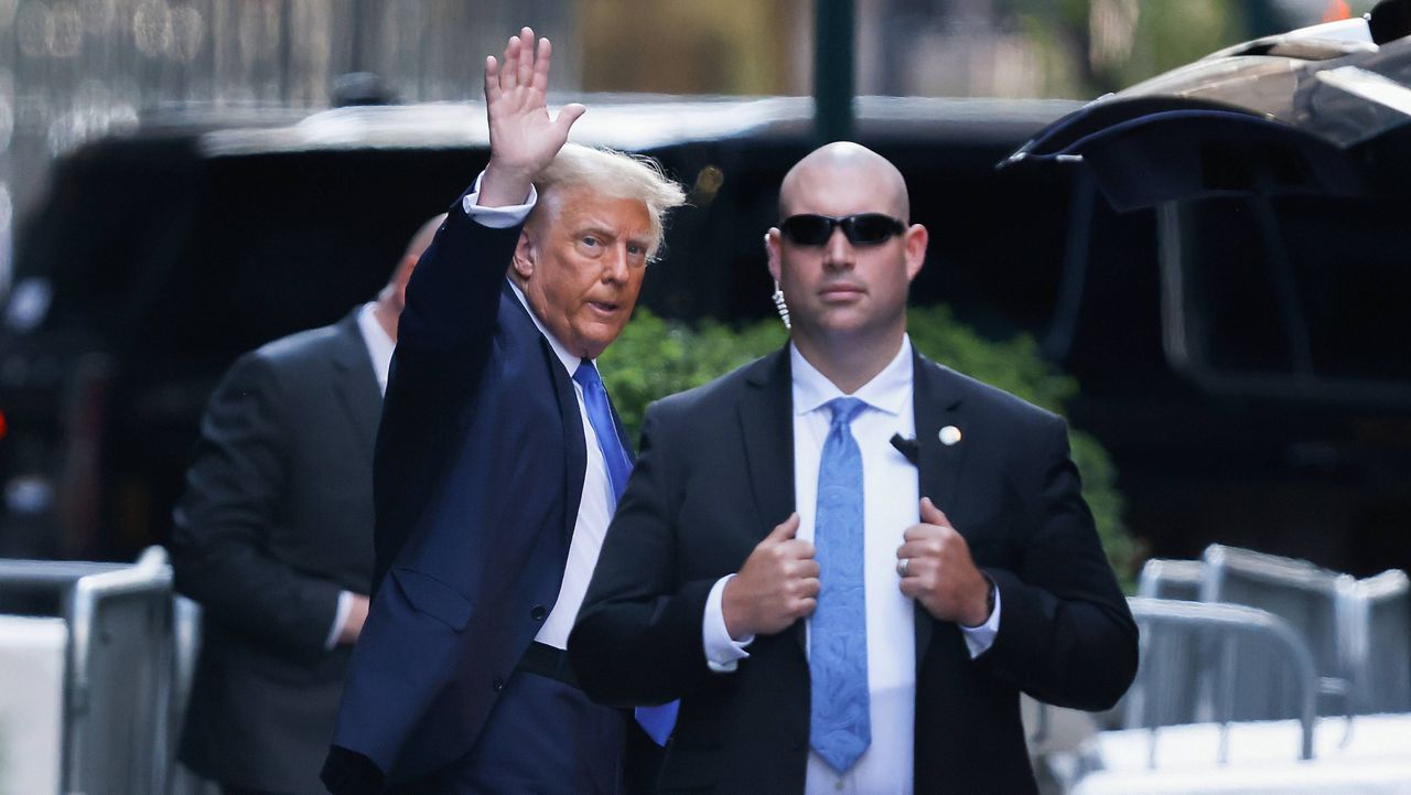 Live Updates: Opening statements begin in Trump trial