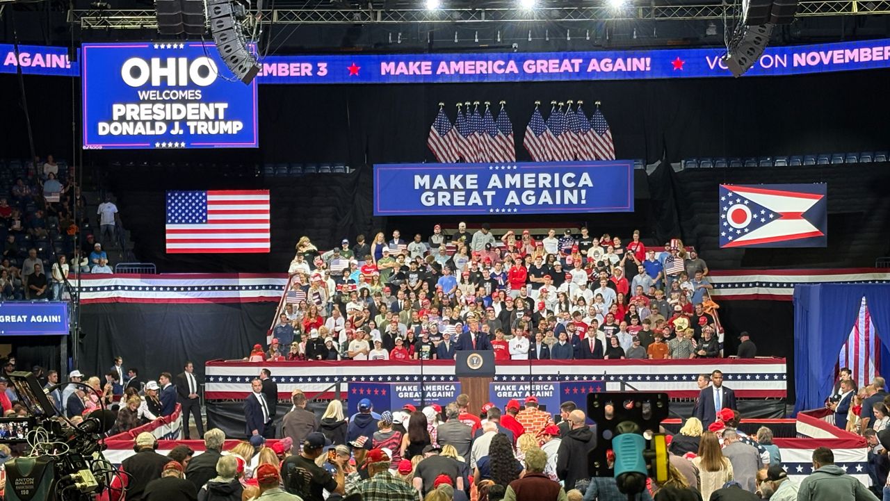 President Trump makes appearance in Youngstown ahead of midterms