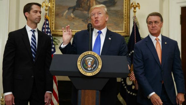 Trump backs bill to change legal immigration system
